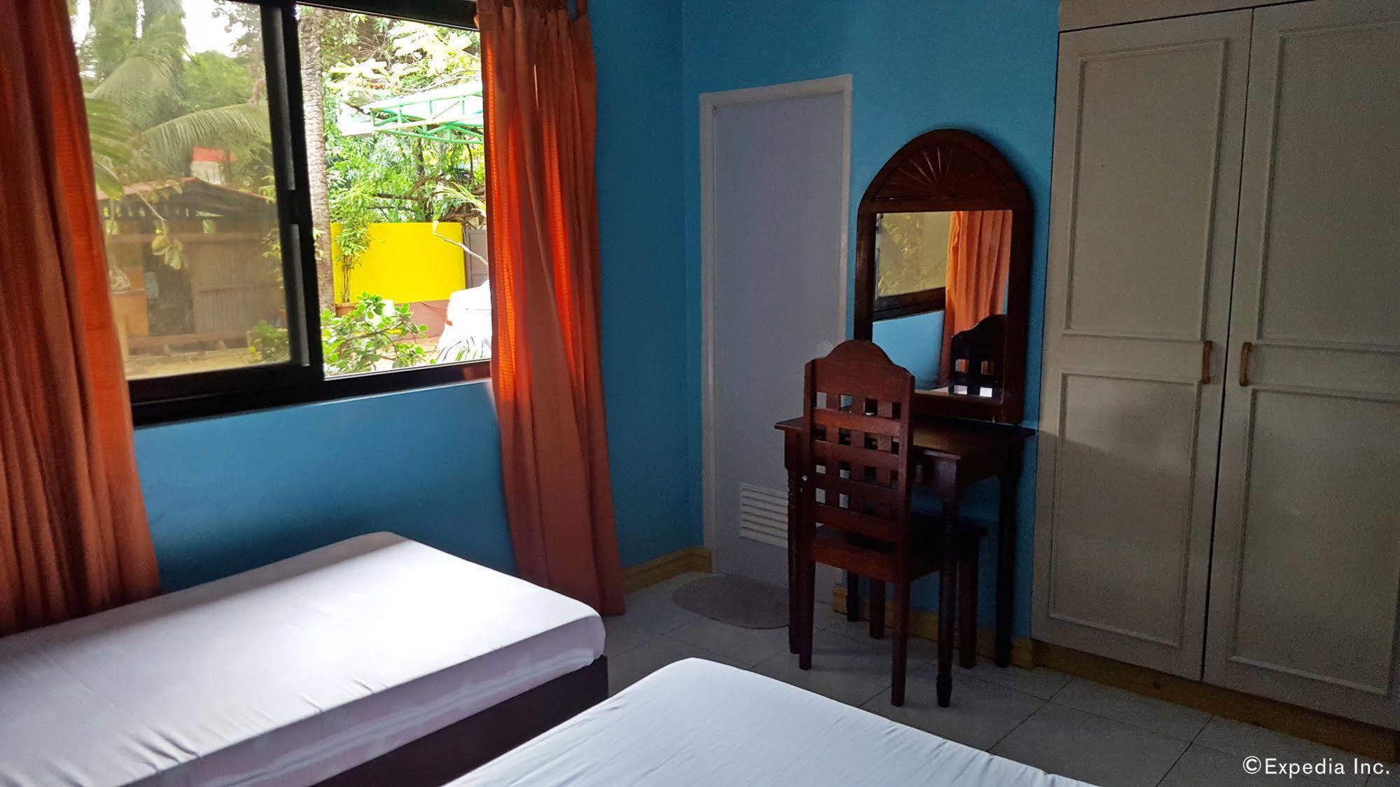 Liberty Park Pension Puerto Princesa Exterior photo